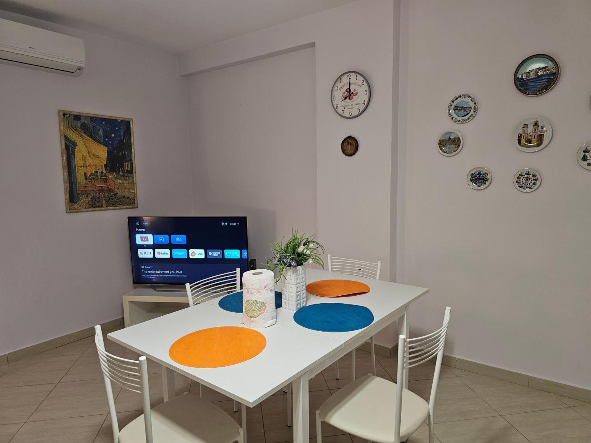 Bral Apartments 8 Two-Bedroom Beachfront Durrës Eksteriør bilde