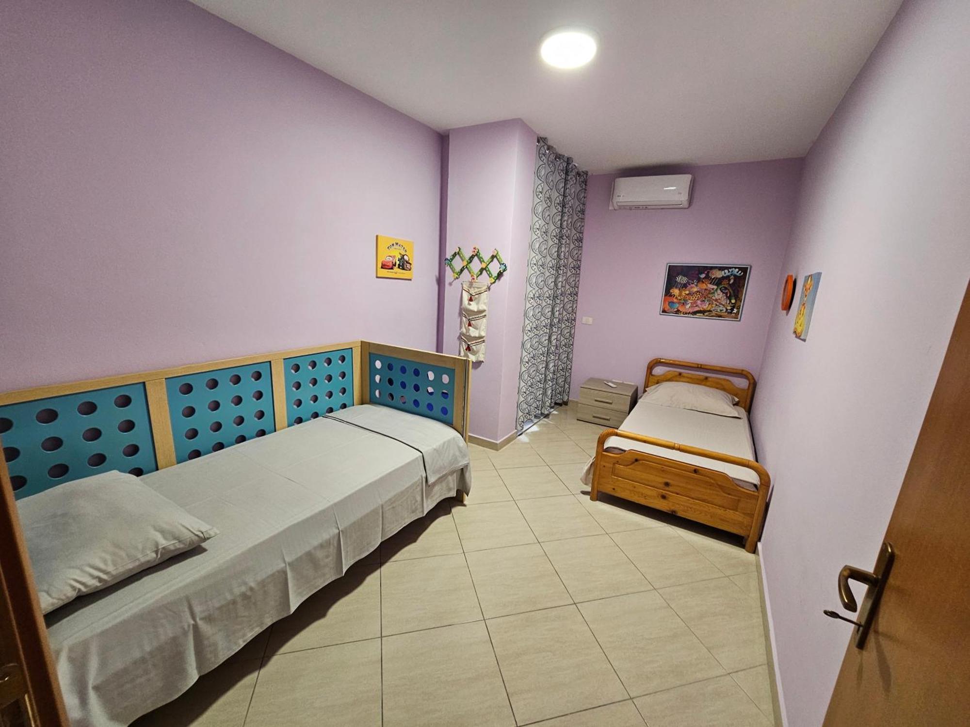 Bral Apartments 8 Two-Bedroom Beachfront Durrës Eksteriør bilde